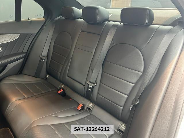 Mercedes Benz C-CLASS 2019-08 7816930-2