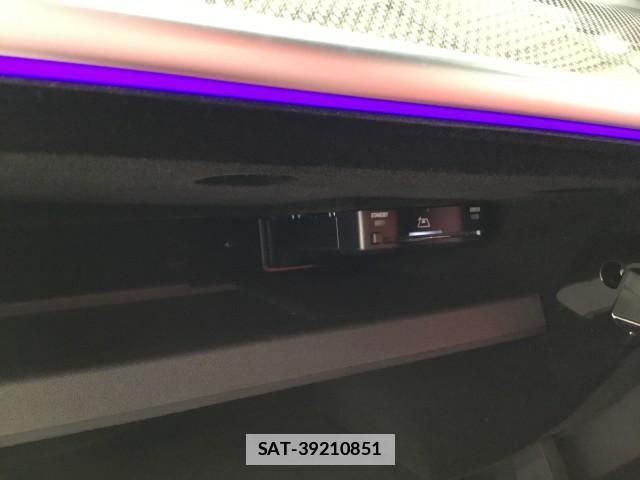 Mercedes Benz C-CLASS 2021-12 7817840-17
