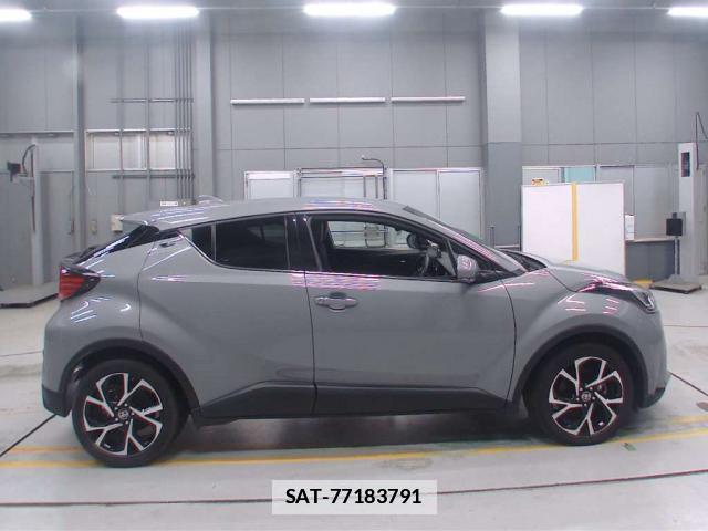 Toyota C-HR 2023-06 7811327-9