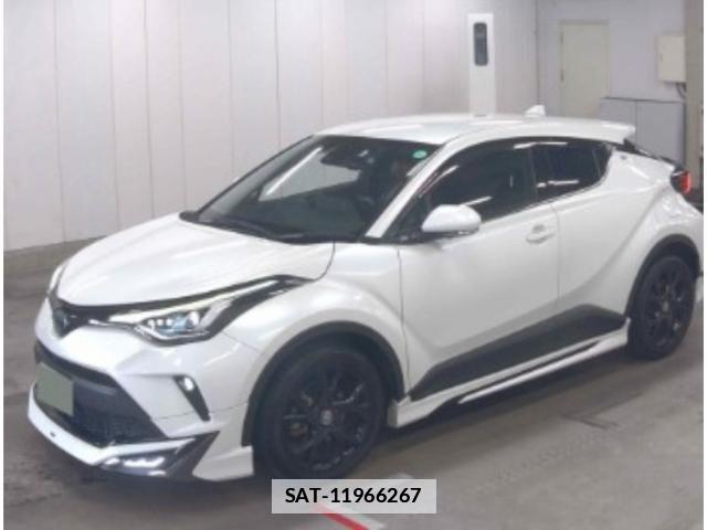 Toyota C-HR 2020-10 7811420-3