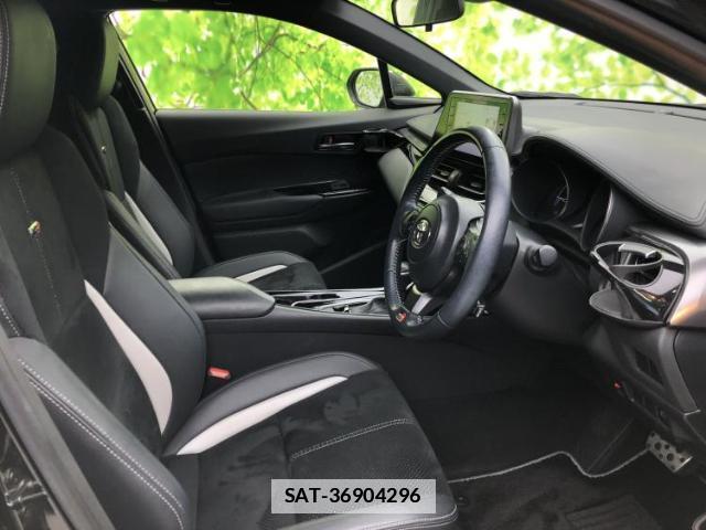Toyota C-HR 2020-01 7813637-3