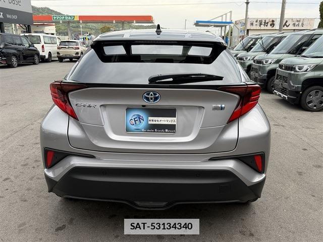Toyota C-HR 2022-12 7814347-13