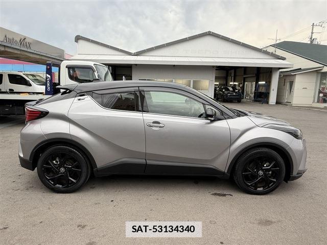 Toyota C-HR 2022-12 7814347-3