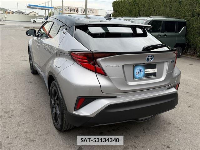 Toyota C-HR 2022-12 7814347-9