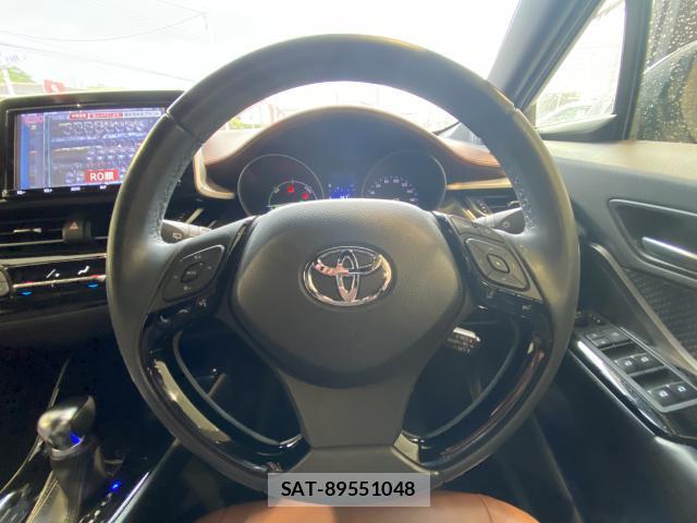 Toyota C-HR 2018-12 7814652-3