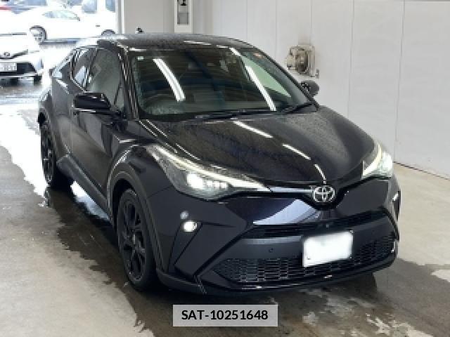 Toyota C-HR 2022-03 7815034-0