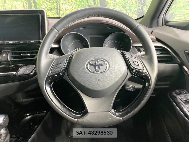 Toyota C-HR 2018-08 7815943-10