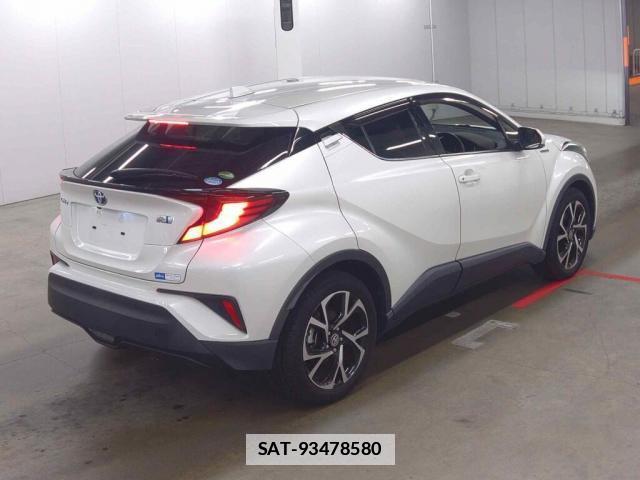 Toyota C-HR 2020-01 7816145-4