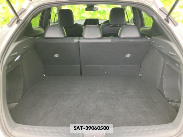 Toyota C-HR 2020-08 7816399-7