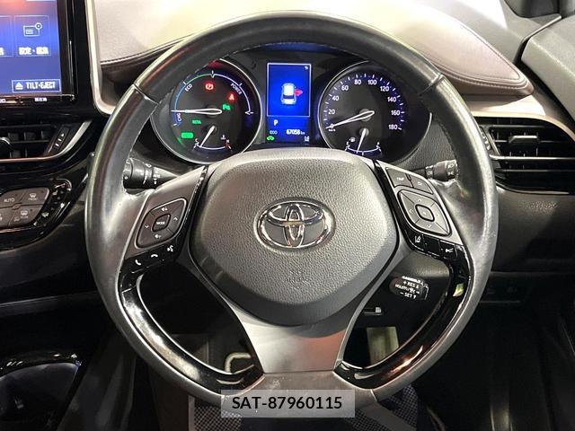 Toyota C-HR 2018-02 7818994-10