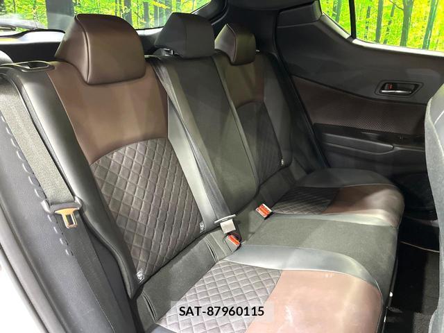 Toyota C-HR 2018-02 7818994-8