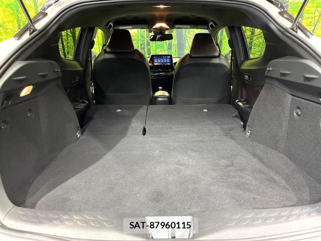 Toyota C-HR 2018-02 7818994-9