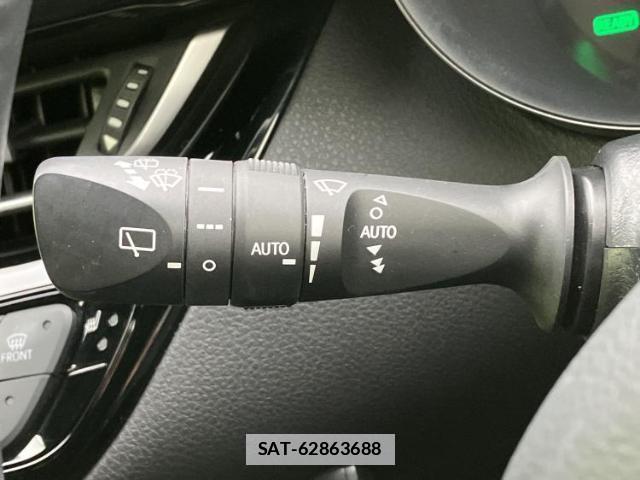 Toyota C-HR 2021-04 7821135-17