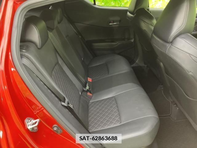Toyota C-HR 2021-04 7821135-4