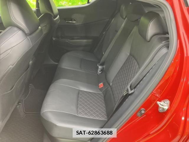 Toyota C-HR 2021-04 7821135-6