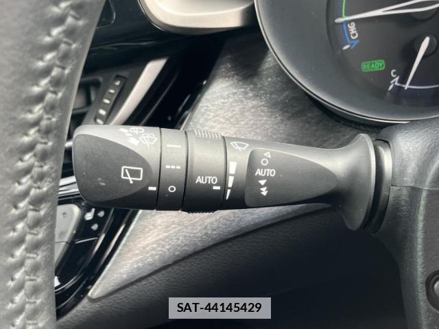 Toyota C-HR 2021-02 7821395-13