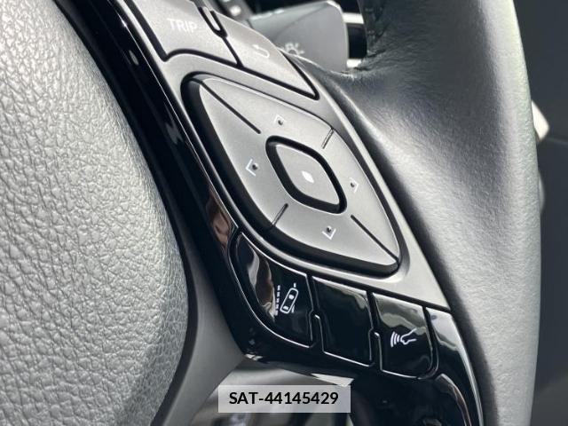 Toyota C-HR 2021-02 7821395-17