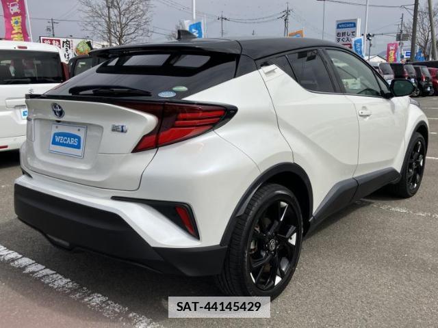 Toyota C-HR 2021-02 7821395-2