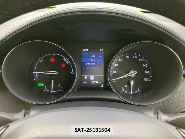 Toyota C-HR 2021-11 7821586-12