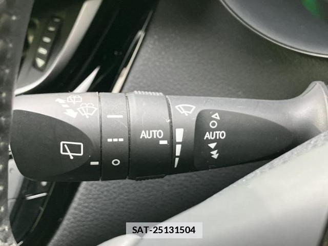 Toyota C-HR 2021-11 7821586-15