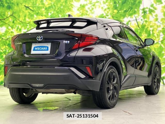 Toyota C-HR 2021-11 7821586-2