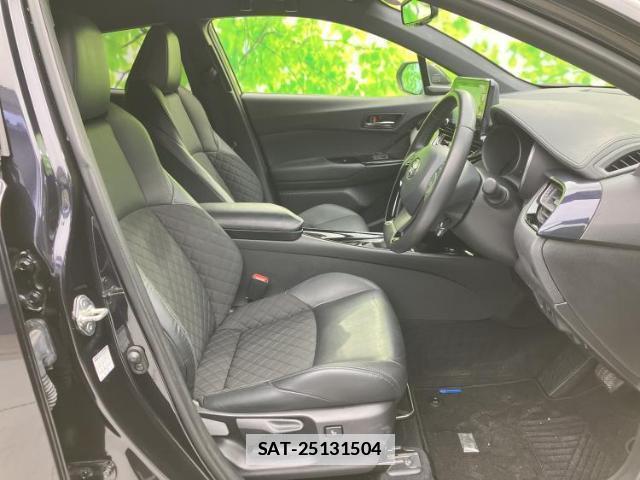 Toyota C-HR 2021-11 7821586-3