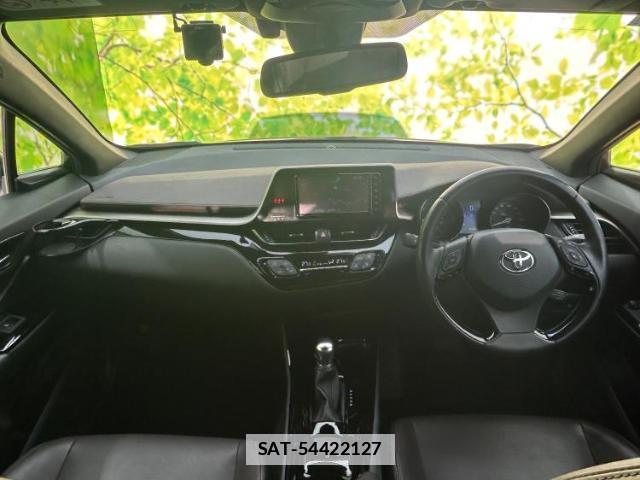 Toyota C-HR 2018-08 7822289-8