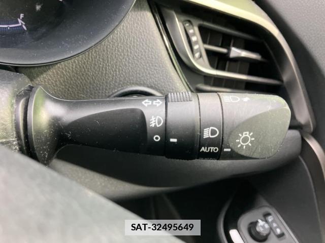 Toyota C-HR 2021-05 7822365-15