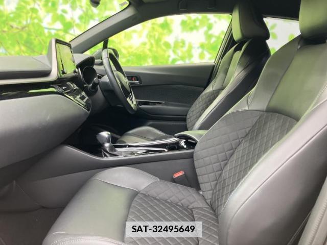 Toyota C-HR 2021-05 7822365-5