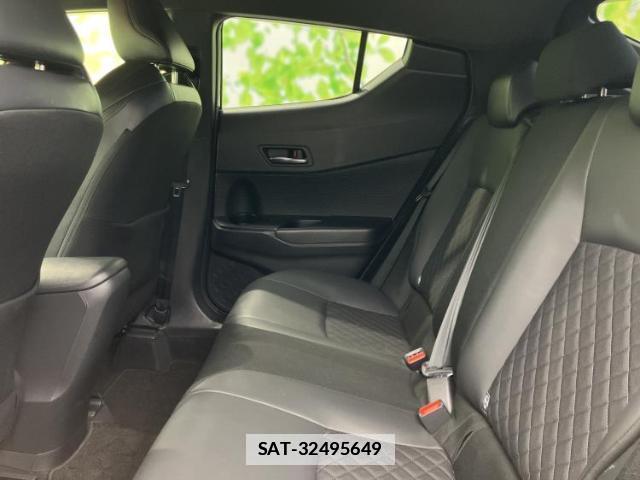 Toyota C-HR 2021-05 7822365-6