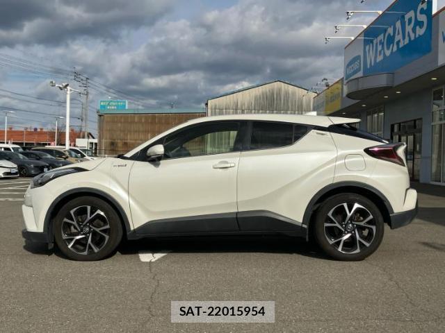 Toyota C-HR 2018-01 7822628-1