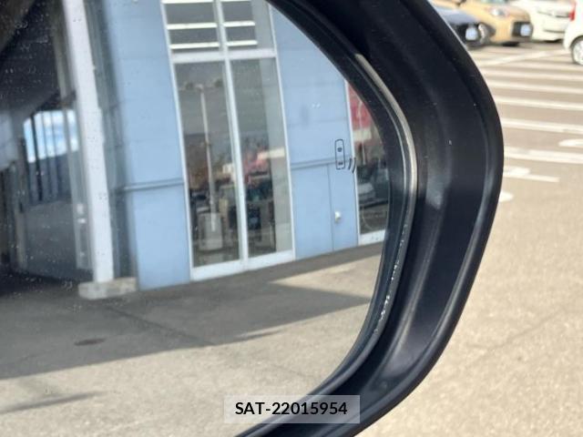 Toyota C-HR 2018-01 7822628-17