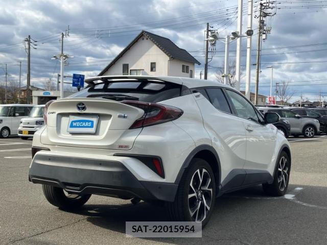 Toyota C-HR 2018-01 7822628-2