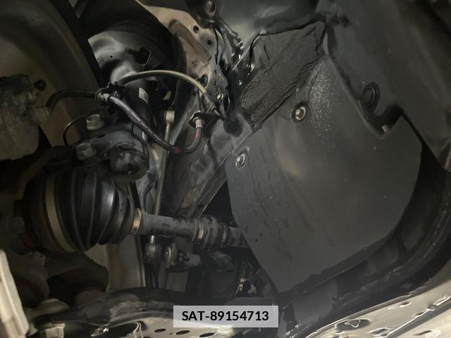 Toyota CAMRY 2020-10 7815194-19