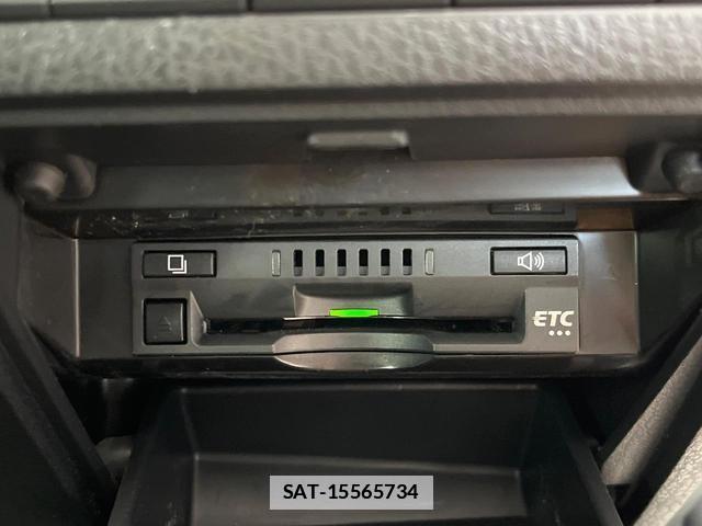 Toyota CAMRY 2018-02 7815198-7