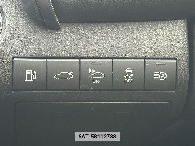 Toyota CAMRY 2017-12 7815710-7