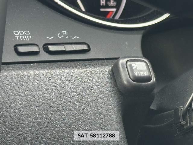 Toyota CAMRY 2017-12 7815710-8