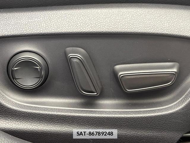 Toyota CAMRY 2019-02 7820063-12