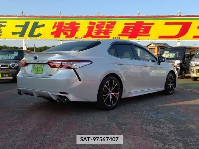 Toyota CAMRY 2019-06 7820333-1