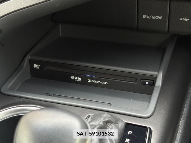 Toyota CAMRY 2022-06 7820369-17