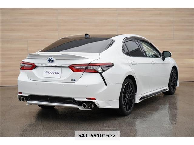 Toyota CAMRY 2022-06 7820369-18