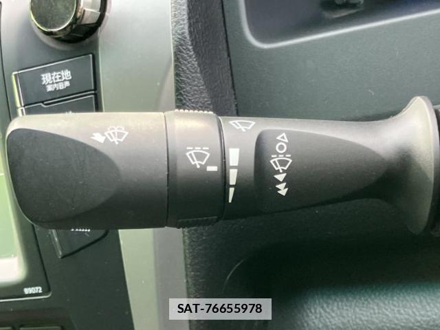 Toyota CAMRY 2015-03 7821687-16