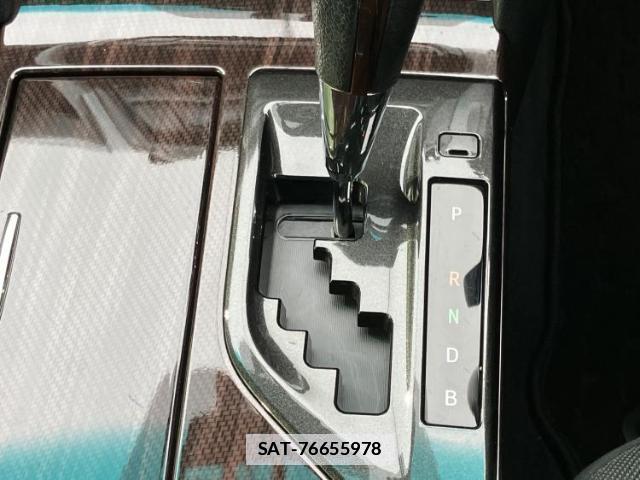 Toyota CAMRY 2015-03 7821687-17