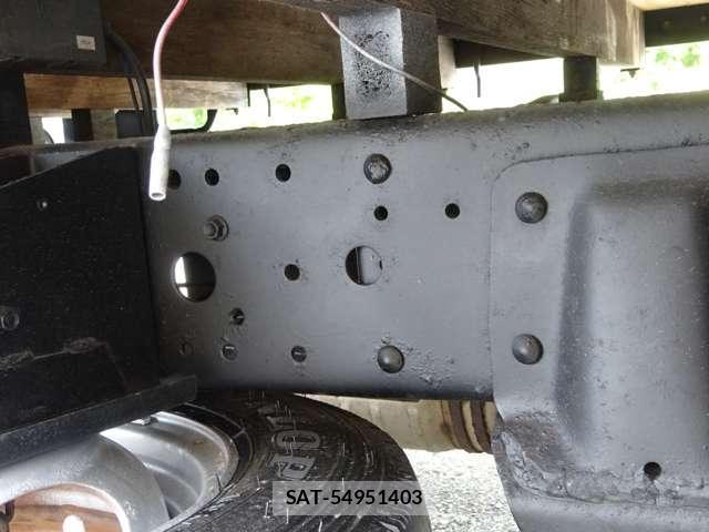 MITSUBISHI FUSO CANTER GUTS 2005-04 7820205-13