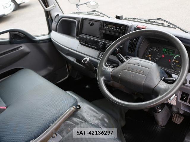 MITSUBISHI FUSO CANTER 2014-01 7812415-2