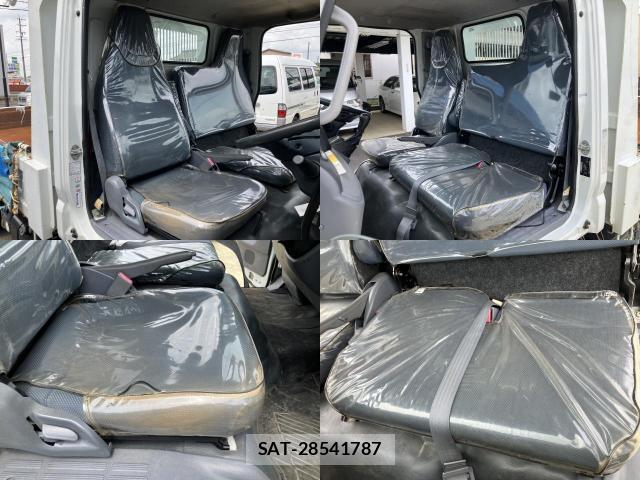 MITSUBISHI FUSO CANTER 2015-07 7812771-5