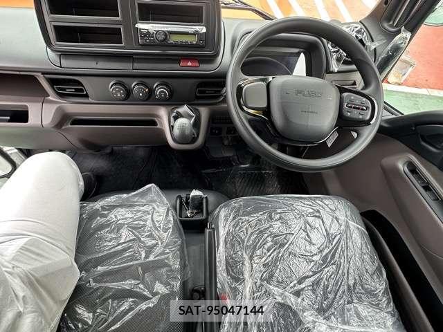 MITSUBISHI FUSO CANTER 2025-12 7814152-2