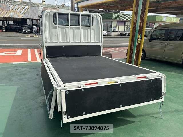 MITSUBISHI FUSO CANTER 2024-12 7814158-16