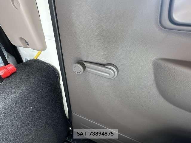 MITSUBISHI FUSO CANTER 2024-12 7814158-7