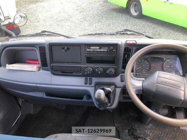 MITSUBISHI FUSO CANTER 2013-02 7816761-11